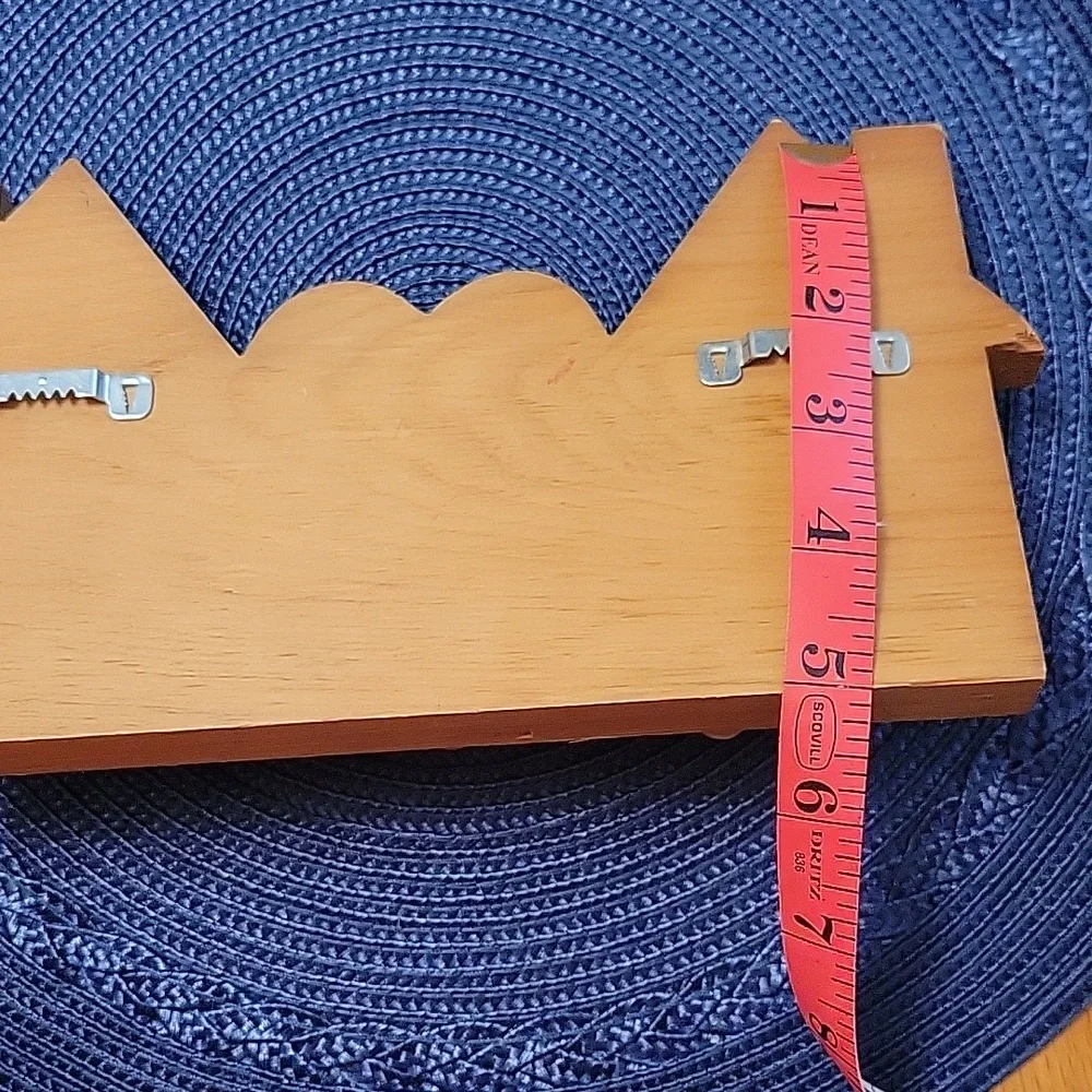 Rustic H-Made 'Sweet Home' Wooden Wall 3 Key Hooks- Red Green,Cream 9 X 6